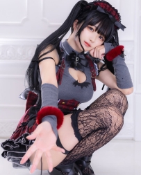 天然a肉體尚讚！櫻花妹Coser渾圓上圍相當誘人：完全可以！